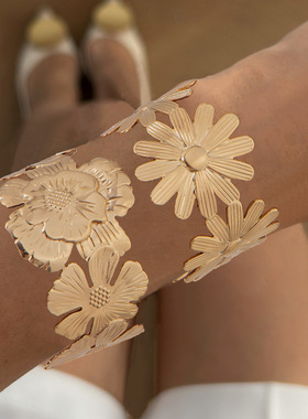 欧美Bracelet跨境复古气质拼接花瓣金属手镯 ins花朵开口手环饰品