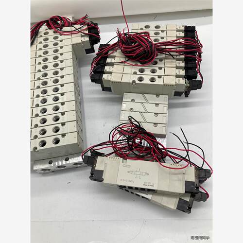 CKD 中封电磁阀 4GD239-E2C 11PCS