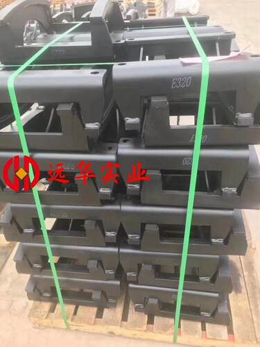 卡特E320护链架