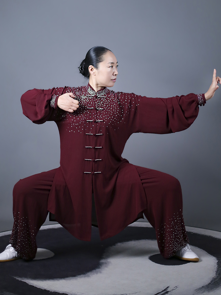 马蕾太极男女通用烫钻私人定制