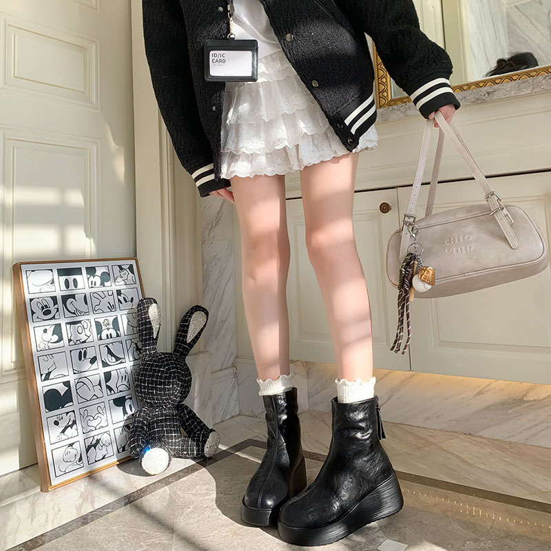 小个子7cm厚底鞋短靴子2025新款爆款内增高鞋冬松糕鞋厚底