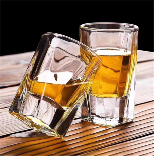 玻璃白酒杯二两半150ml毫升杯子2两3两三两酒杯啤酒小高级感家用