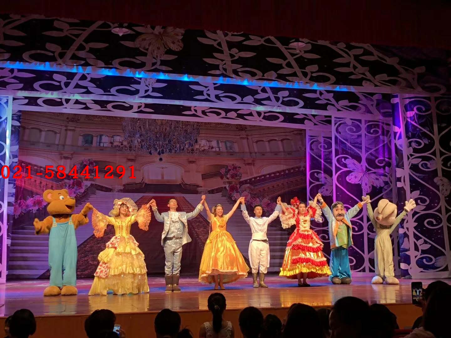 灰姑娘舞台剧演绎服装