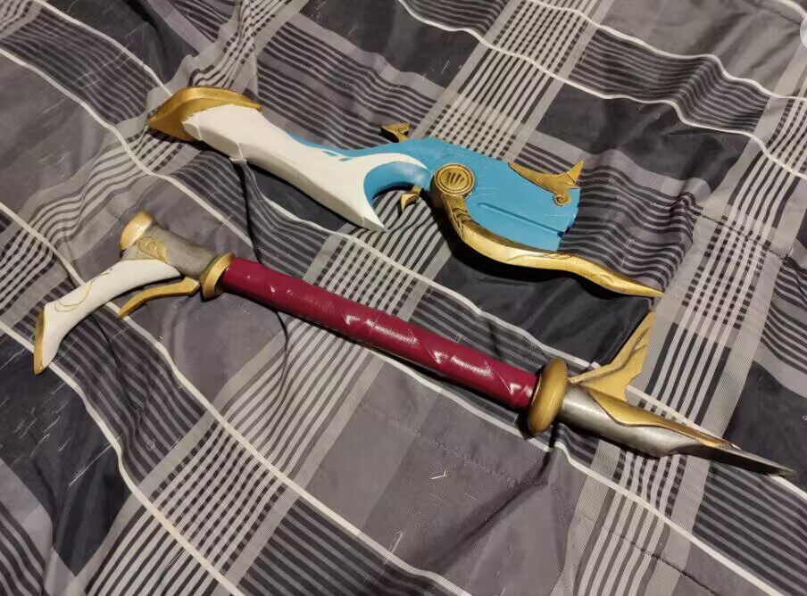 戏命师武器低语烬武器COS道具LOL英雄联盟