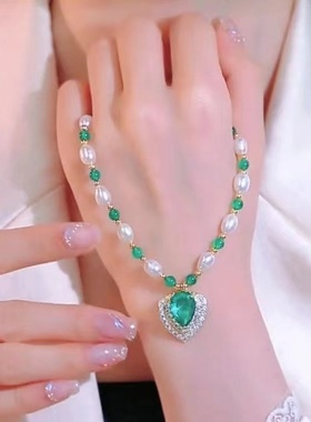 爱心珍珠项链气质高级感锁骨链