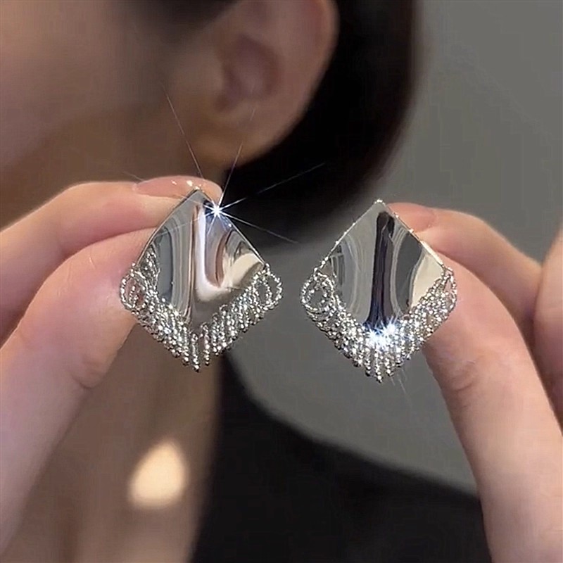 欧美夸张银色菱形多圈耳钉设计感个性百搭耳环轻奢小众冷淡风耳坠