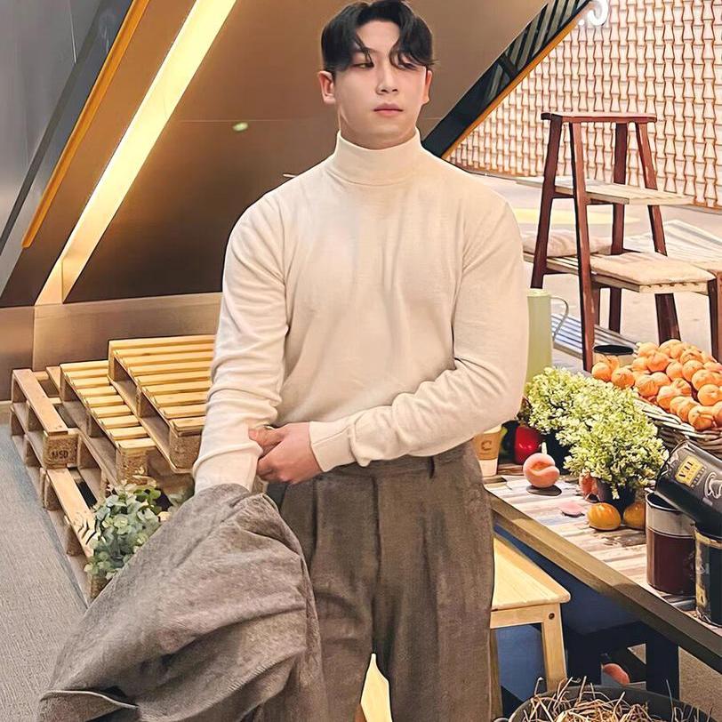 可翻高领包芯纱针织衫男紧身长袖