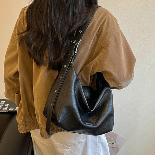COOLE女包2026新款时尚百搭黑色大容量手提单肩斜挎包通勤托特包