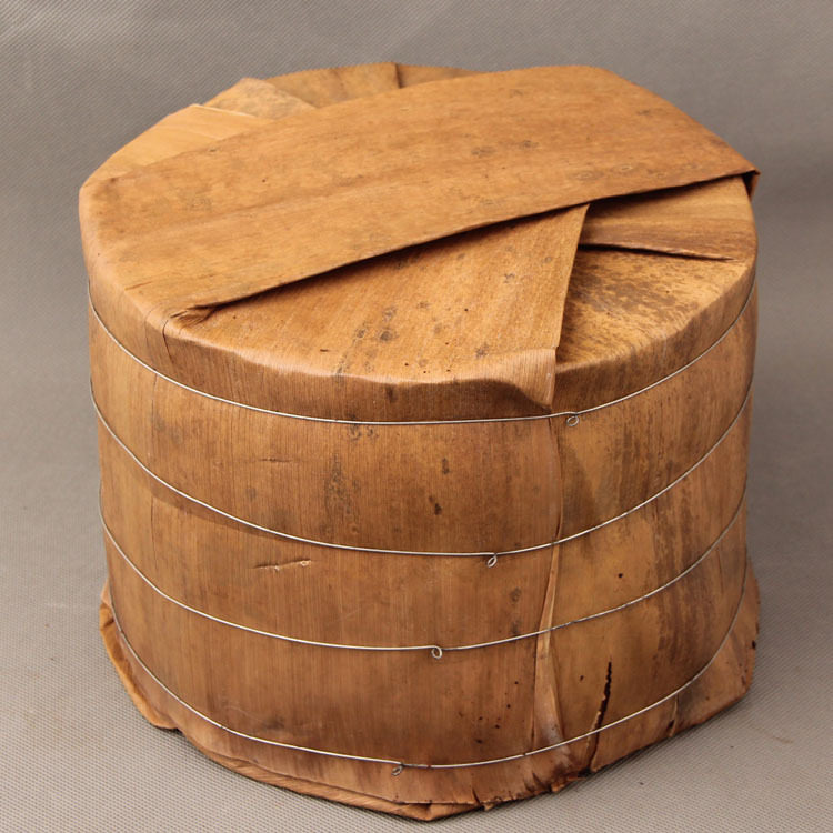 云南普洱茶2005年樟香古树茶叶茶柱3kg龙柱圆柱茶熟茶熟普陈年