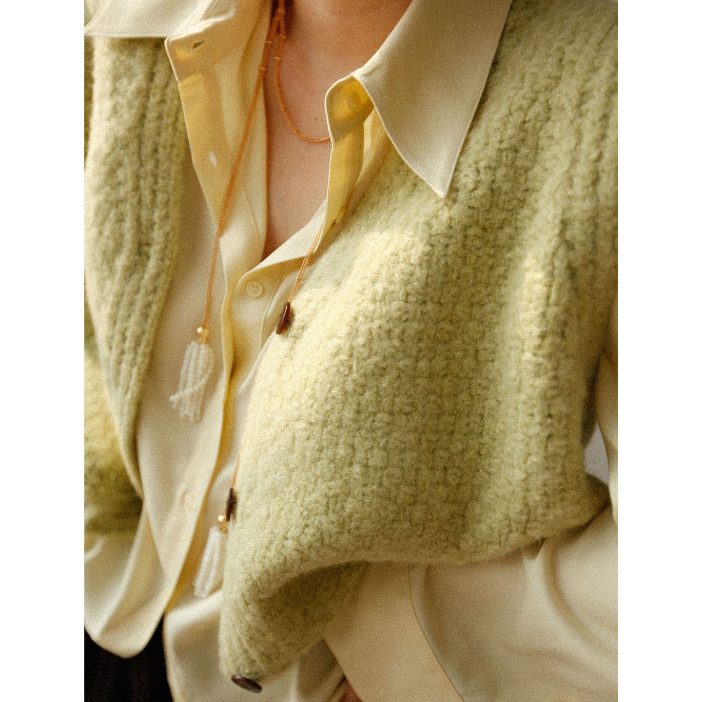 A'1st编辑店 法式高智感黄绿色v领针织马甲别致叠穿背心无袖上衣,女装/女士精品,马夹,淘宝优惠券,粉丝福利购,淘宝优惠卷