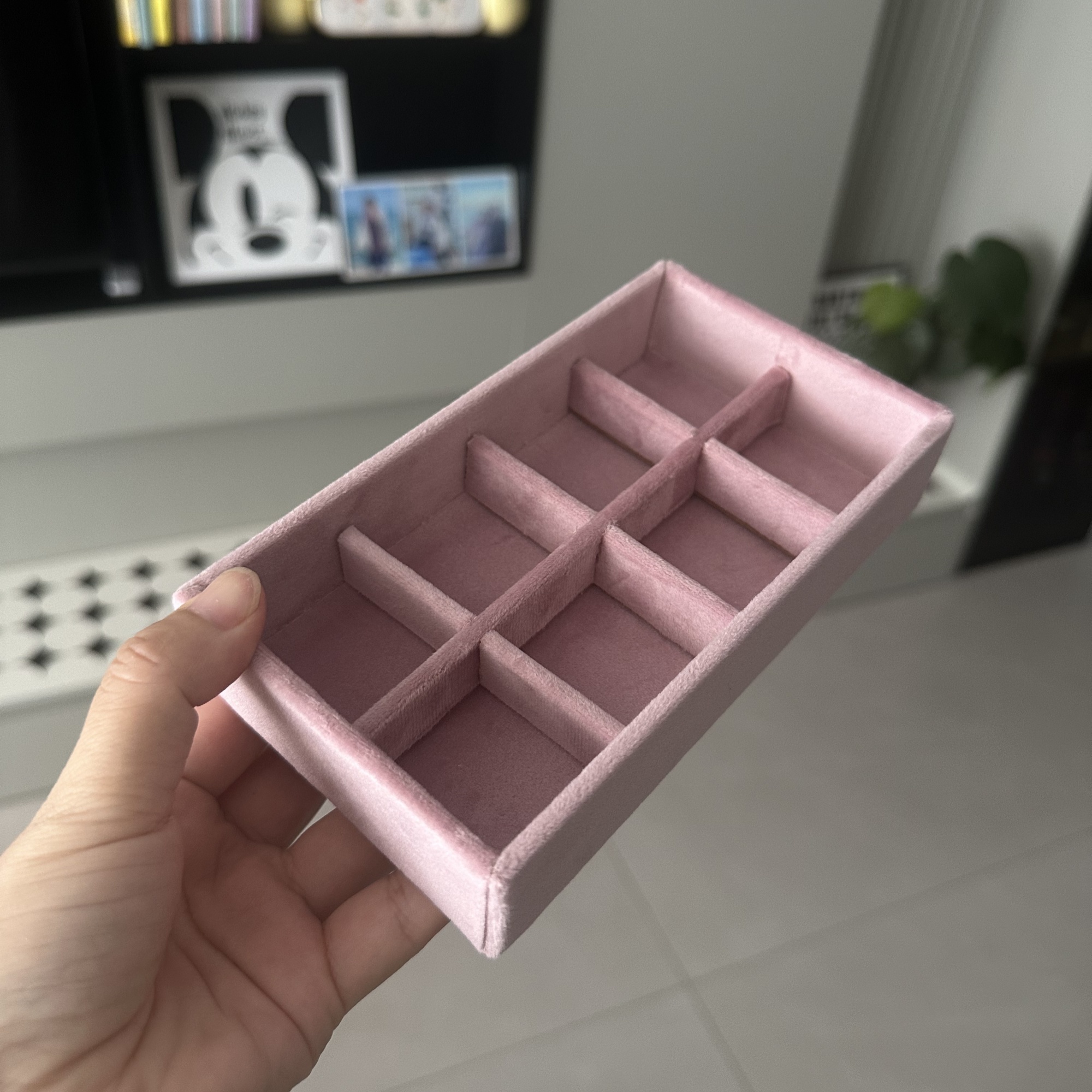 温柔藕粉色丝绒珠宝首饰盒