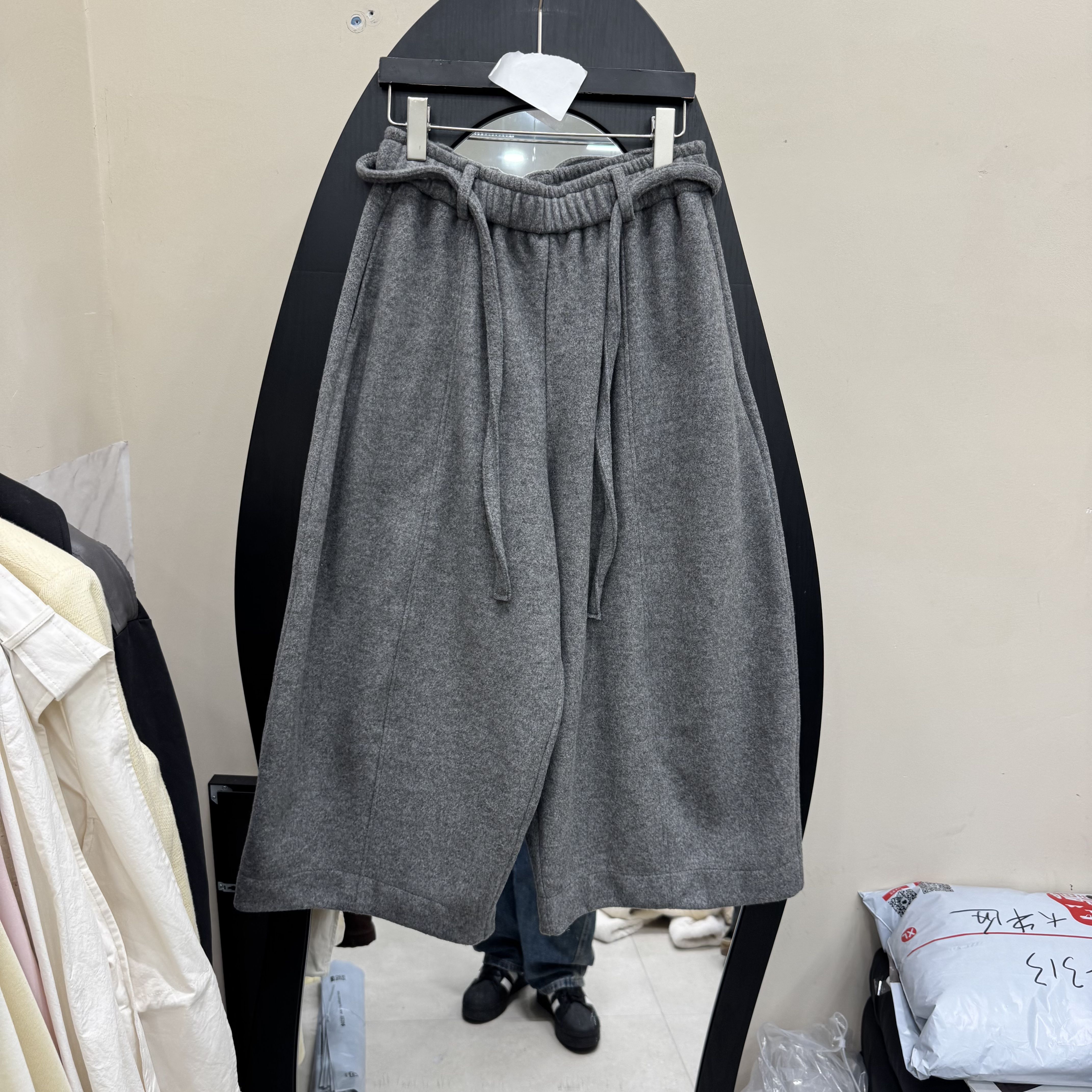 格雷系高腰阔腿卫裤宽松直筒