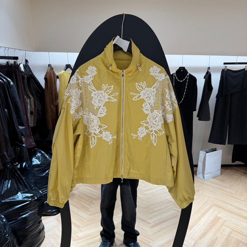 欧洲站2026春季新款时尚立领短重工刺绣花朵夹克外套女款欧货6206