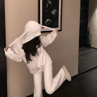 兔耳朵白色睡衣可爱套装毛绒居家服女家居服冬兔尾巴性感睡衣套装