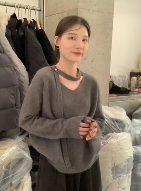 韩系灰色V领飘带针织打底衫女秋冬季慵懒高级感毛衣内搭宽松上衣