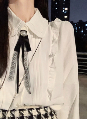 法式甜美娃娃领白色衬衫女秋冬打底别致设计感小众高级感独特上衣