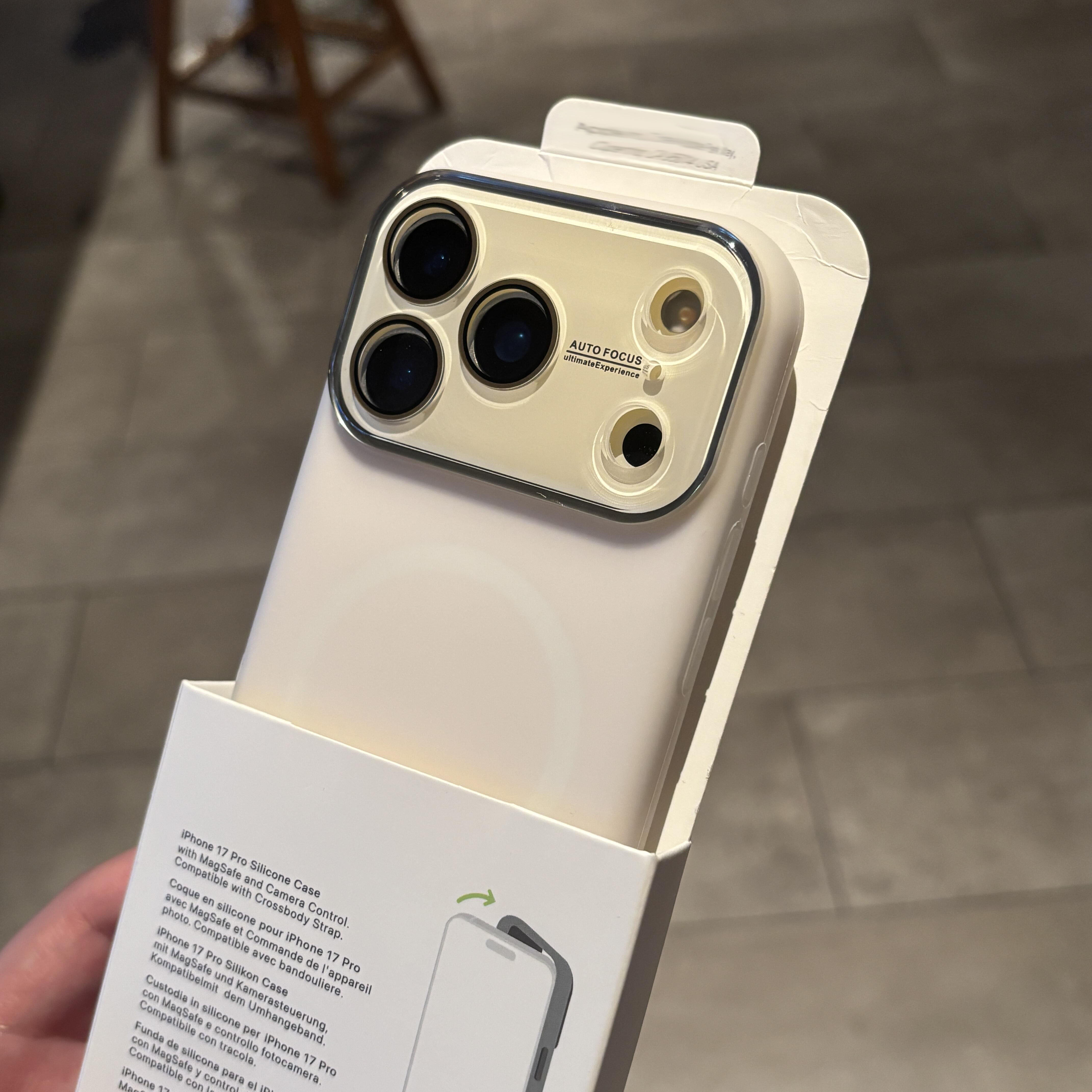 新款果冻ins风液态硅胶内置磁吸适用苹果17promax手机壳新款全包镜头膜iphone16pro软壳防摔15高级感14爆款套