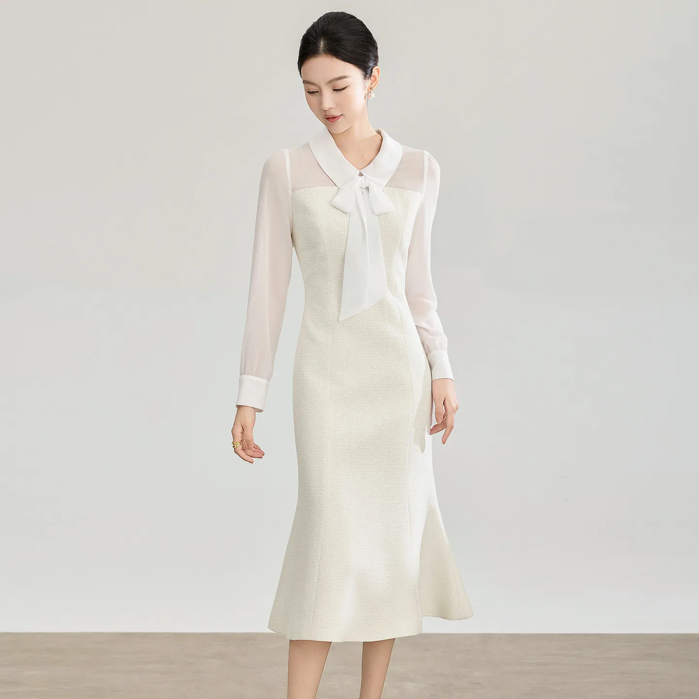 2602401-气质千金感亮丝编织小香风鱼尾连衣裙女春轻礼裙新款南油