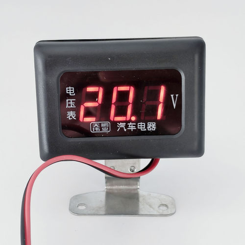 汽车电压表12V24V通用电瓶测量仪