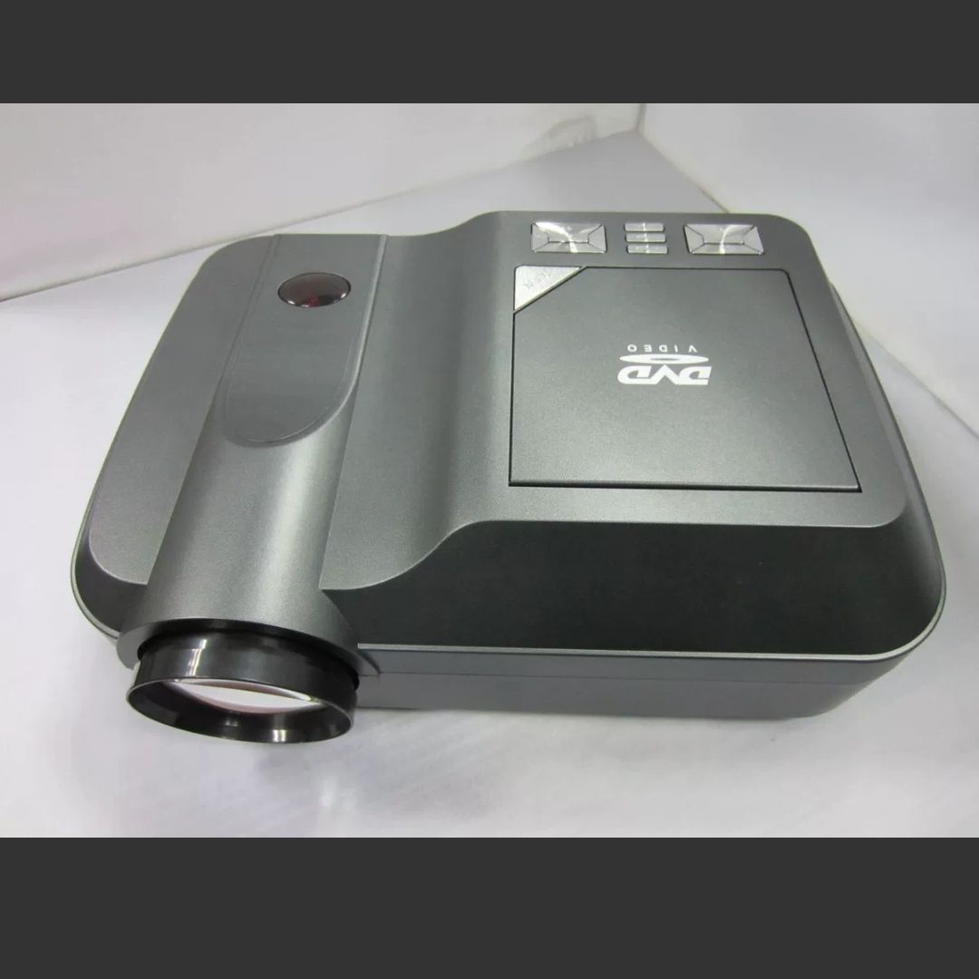 家庭新影音影院怀旧清亮LCD投影仪DVD,EVD,VCD投影机播放器结实耐用款
