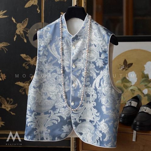 蓝色真丝金线提花今年流行马夹