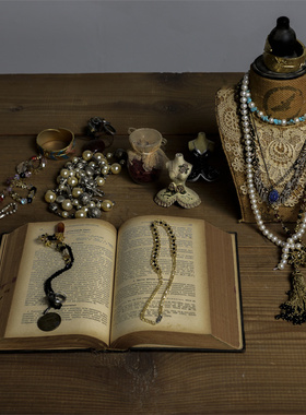 装饰书精装外文书古旧书橱窗复古书创意摆件摄影道具书老旧古董书