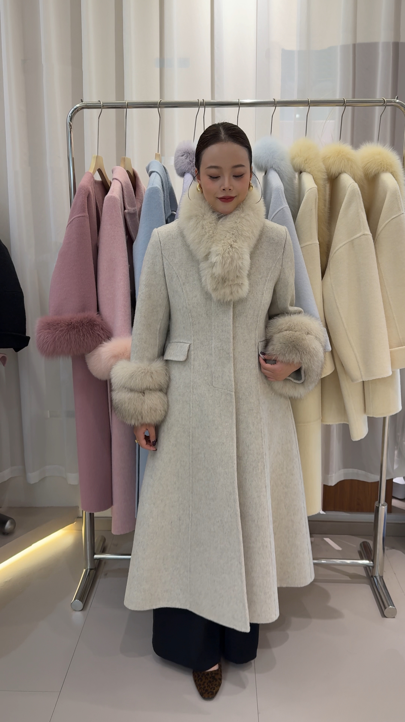 2025年狐狸毛毛袖双面羊毛大衣女中长款系带垫肩显瘦羊毛呢外套女