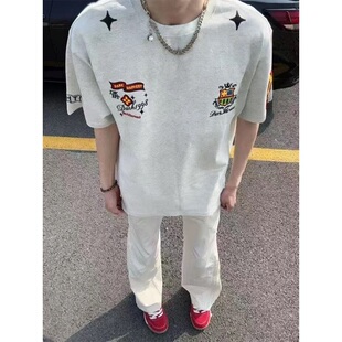 美式复古字母刺绣徽章短袖T恤男夏季潮牌宽松小众vib圆领情侣上衣