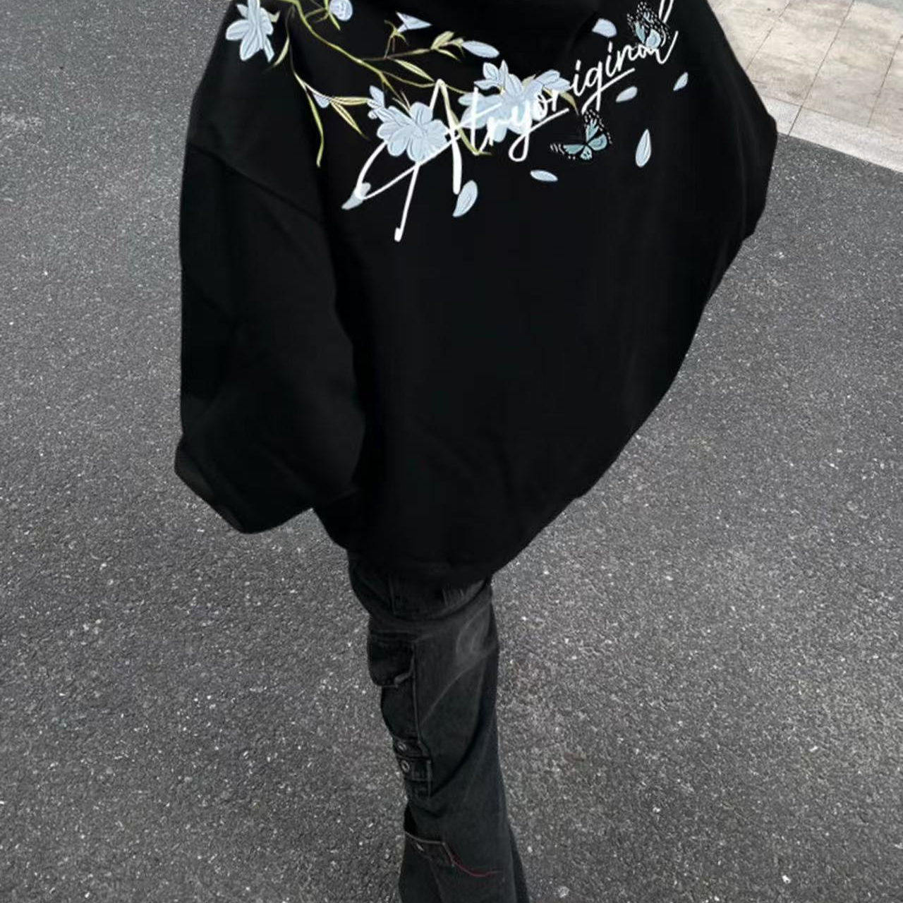 美式高街花卉蝴蝶刺绣连帽卫衣男女秋冬季宽松情侣装潮牌黑色上衣