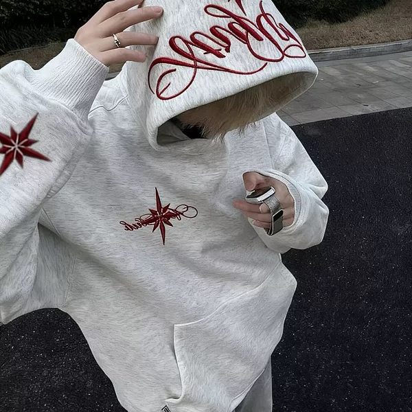 国潮字母刺绣连帽卫衣