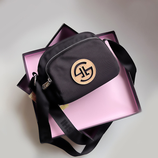 潮包女2024新款 百搭休闲单肩斜挎包女布包多隔层牛津尼龙防水 时尚