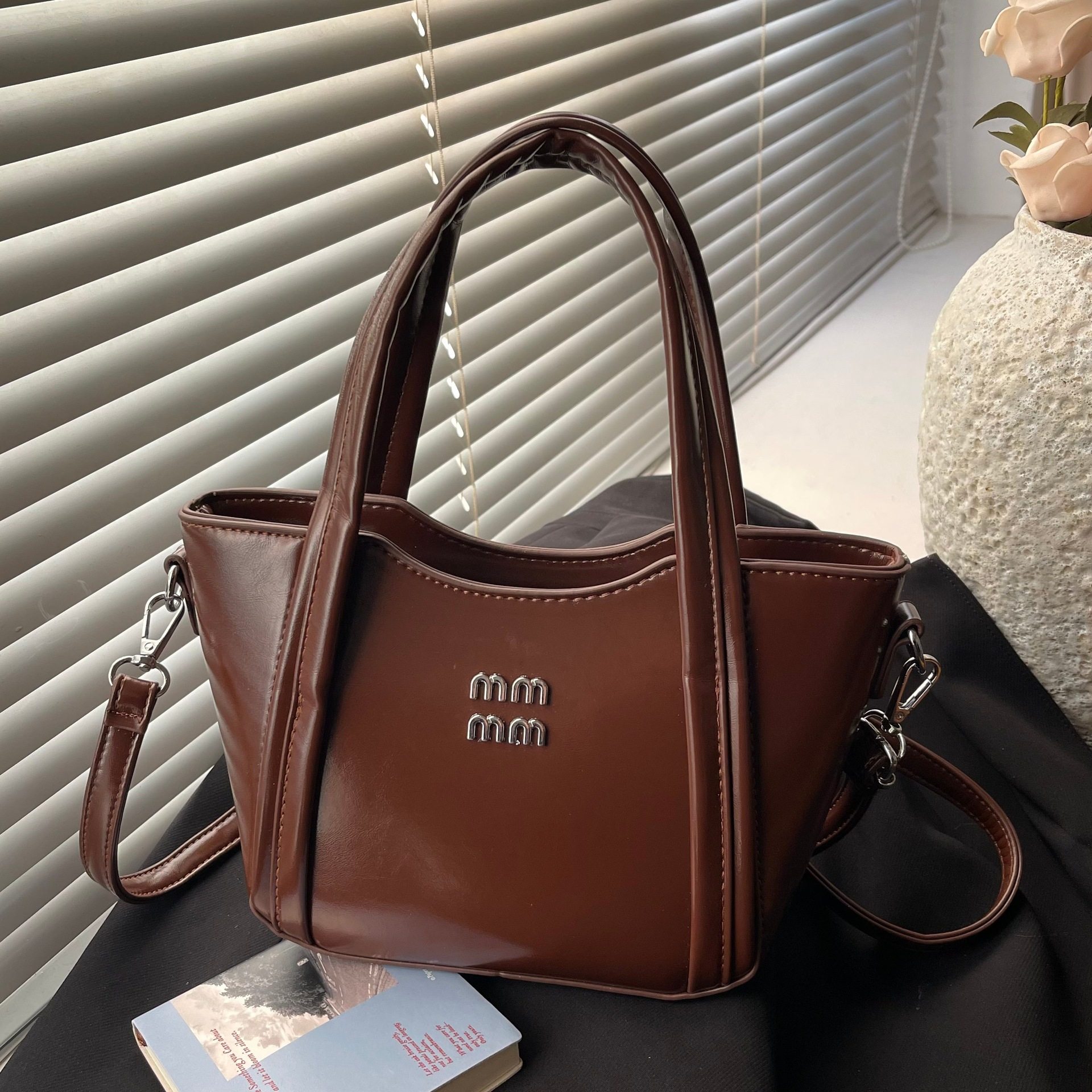 菜篮子水桶包包女式2026新款复古通勤手提包小拎包百搭单肩斜挎包,箱包皮具/热销女包/男包,单肩包,淘宝优惠券,粉丝福利购,淘宝优惠卷