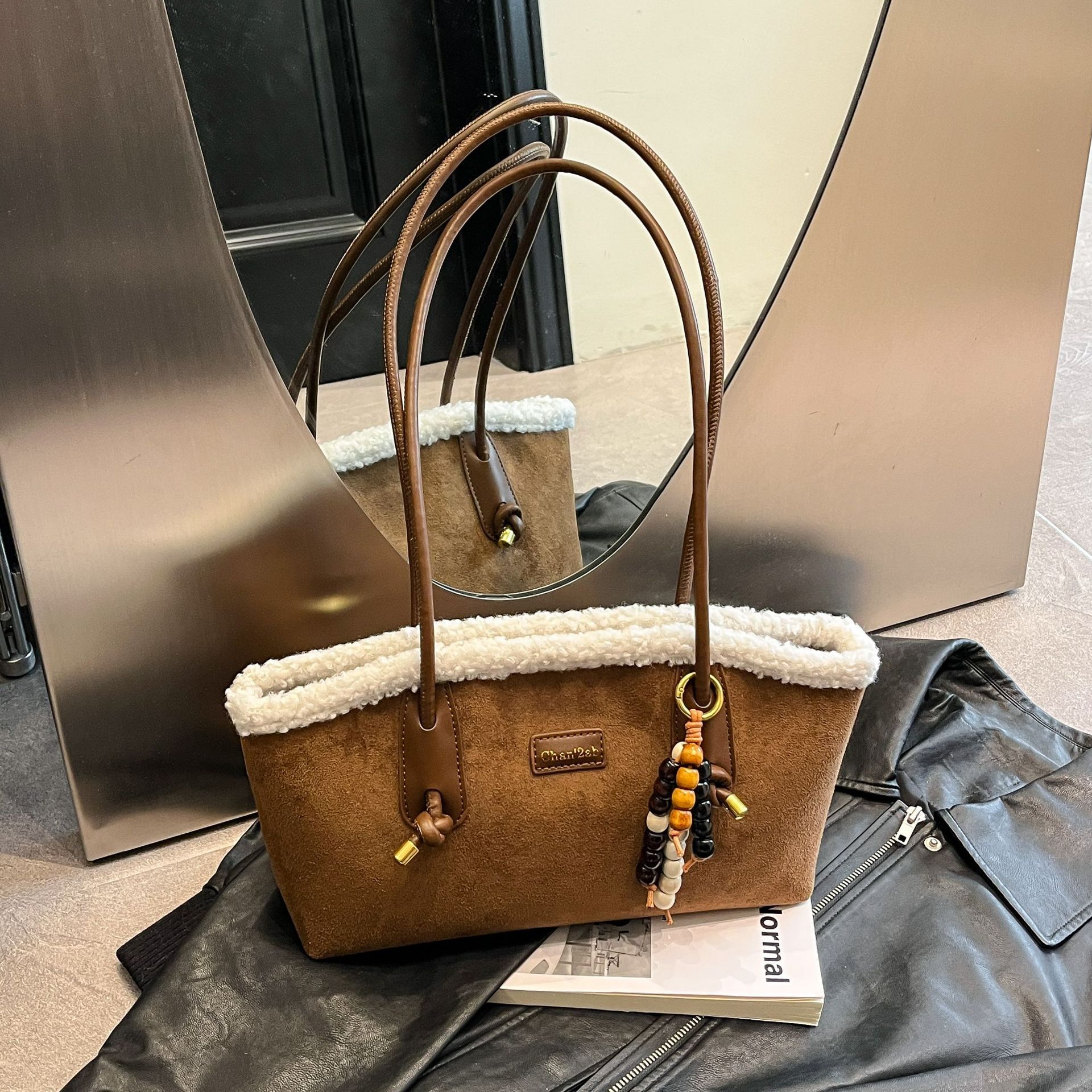 复古大容量麂皮绒包2025新