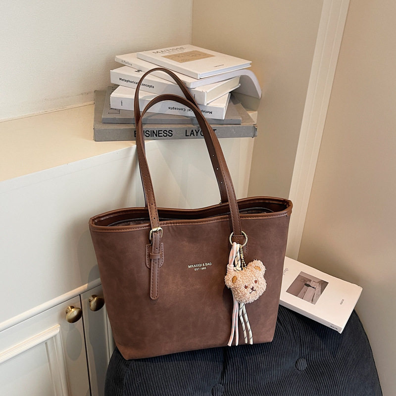 2025秋季新款复古单肩腋下包跨境时尚百搭手提包潮流轻奢托特包女,箱包皮具/热销女包/男包,单肩包,淘宝优惠券,粉丝福利购,淘宝优惠卷