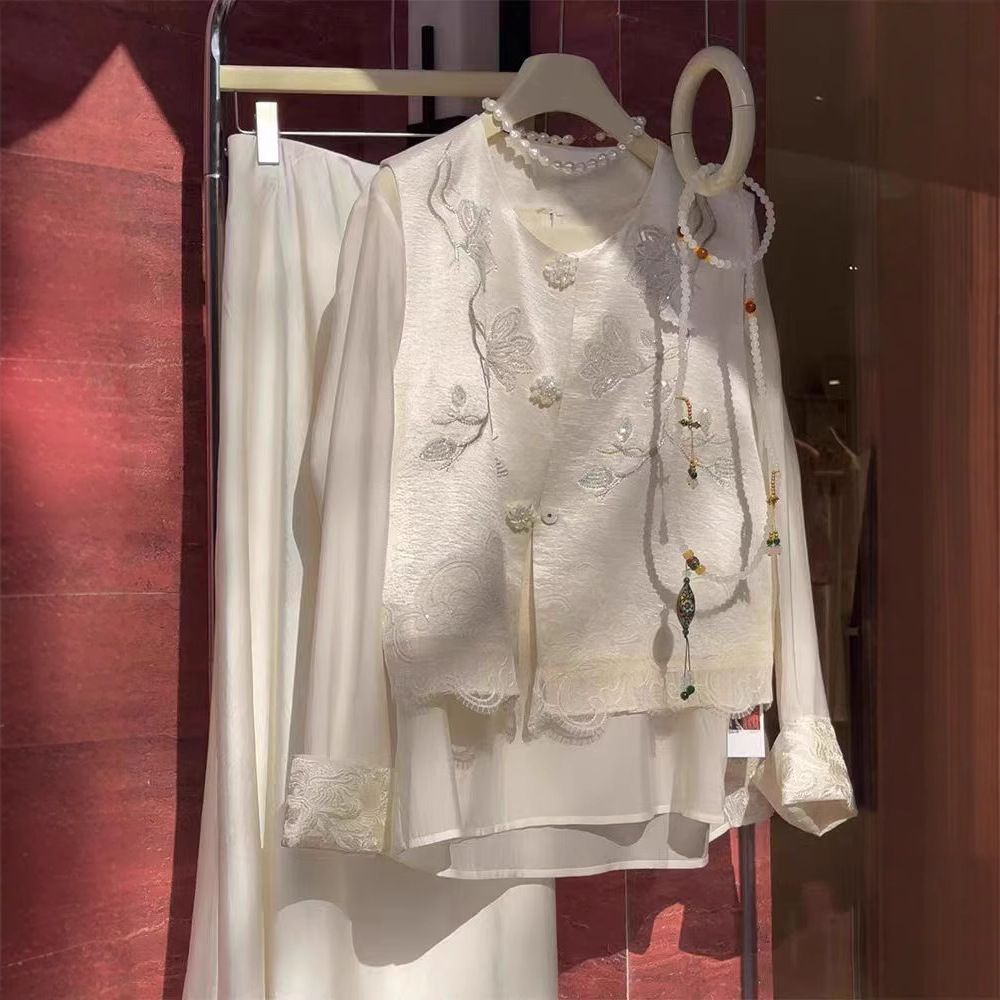 新中式国风开春穿搭超好看独特漂亮白色马甲衬衫半身裙套装女2025