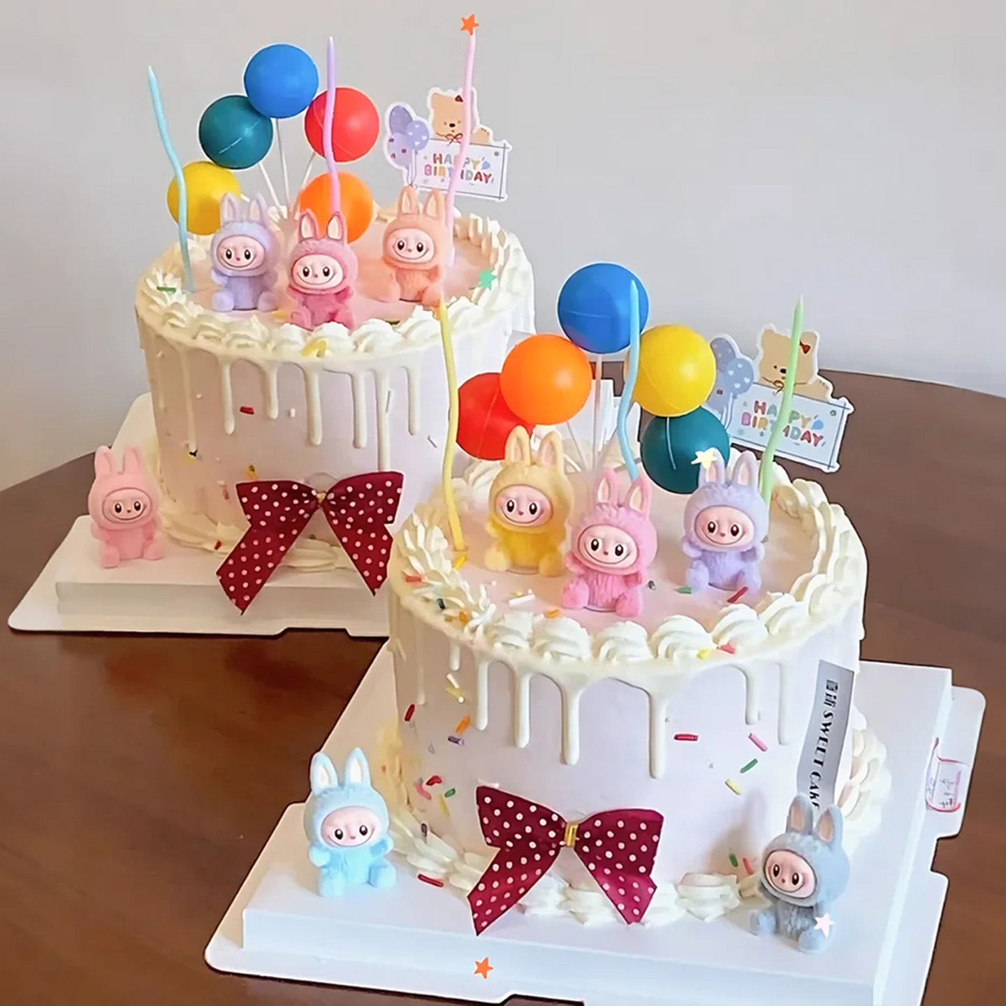网红拉布布labubu蛋糕装饰摆件小兔子儿童生日气球蜡烛甜品台插件