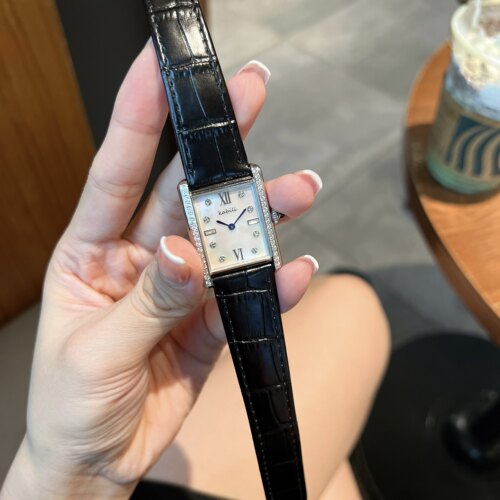 轻奢小方表女表ins高级感时尚