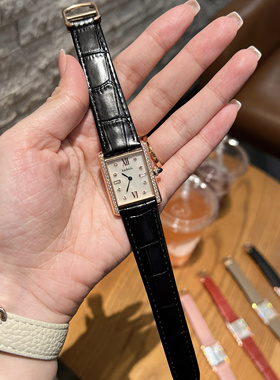 新款小方表时尚女表轻奢手表女小众ins风复古气质网红贝母小金表