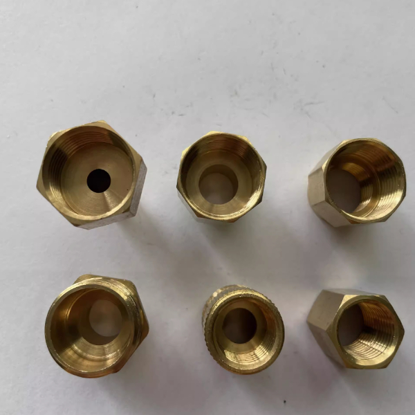 供应内牙22*2转外牙14*1.5铜接头