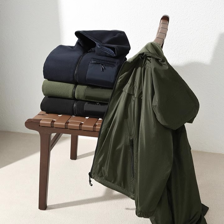 轻奢战述尼龙進囗双面穿连帽夹克