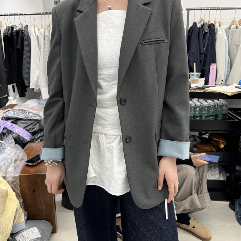 ISPRIN宽松撞色设计感休闲西装女2025春新款百搭显瘦气质西服外套