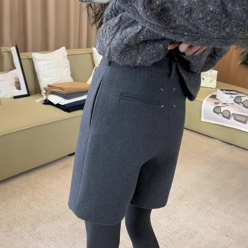 灰色毛呢短裤女2025秋季流行新款高腰显瘦时尚洋气百搭宽松裤子
