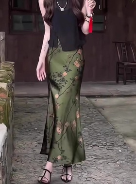 绿色国风印花缎面半身裙女2025夏季新款高腰时尚气质好看减龄半裙