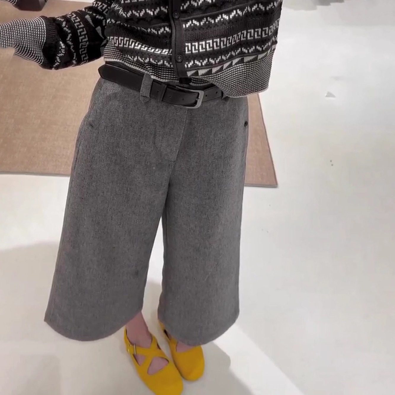 花灰色毛呢休闲裤女2025秋季流行新款高腰宽松日常通勤百搭阔腿裤,女装/女士精品,大码裤装,淘宝优惠券,粉丝福利购,淘宝优惠卷