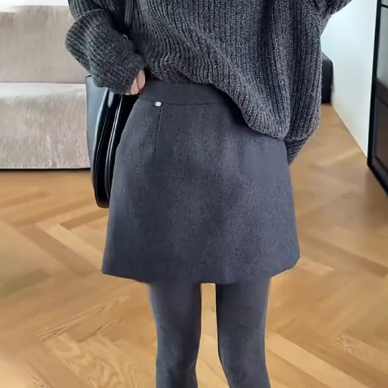 灰色毛呢短裙女2025冬季流行爆款高腰显瘦时尚洋气通勤风半身裙