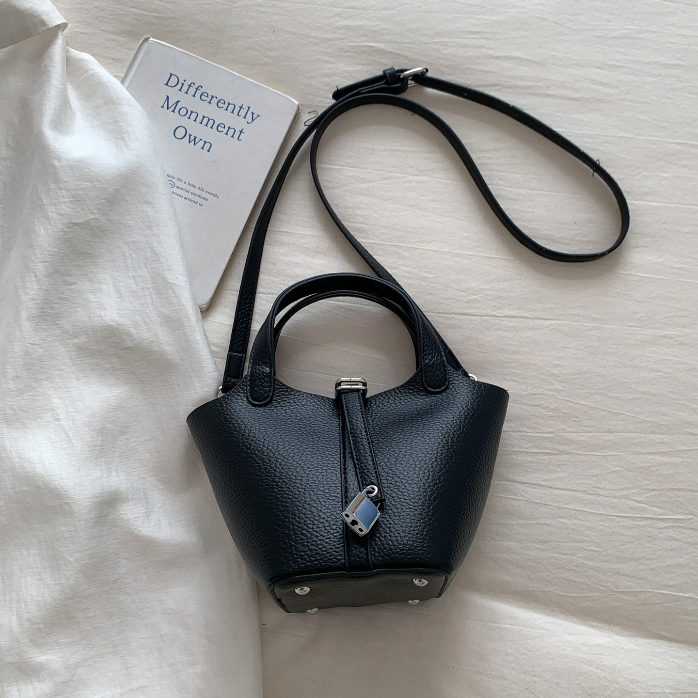 高级质感网红水桶包女