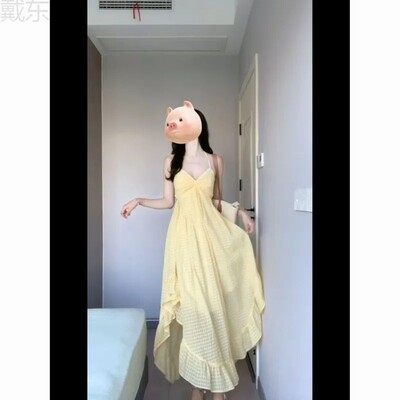 欲复古设计不规则抹胸露背黄色吊带长裙度假风海边清新沙滩裙女