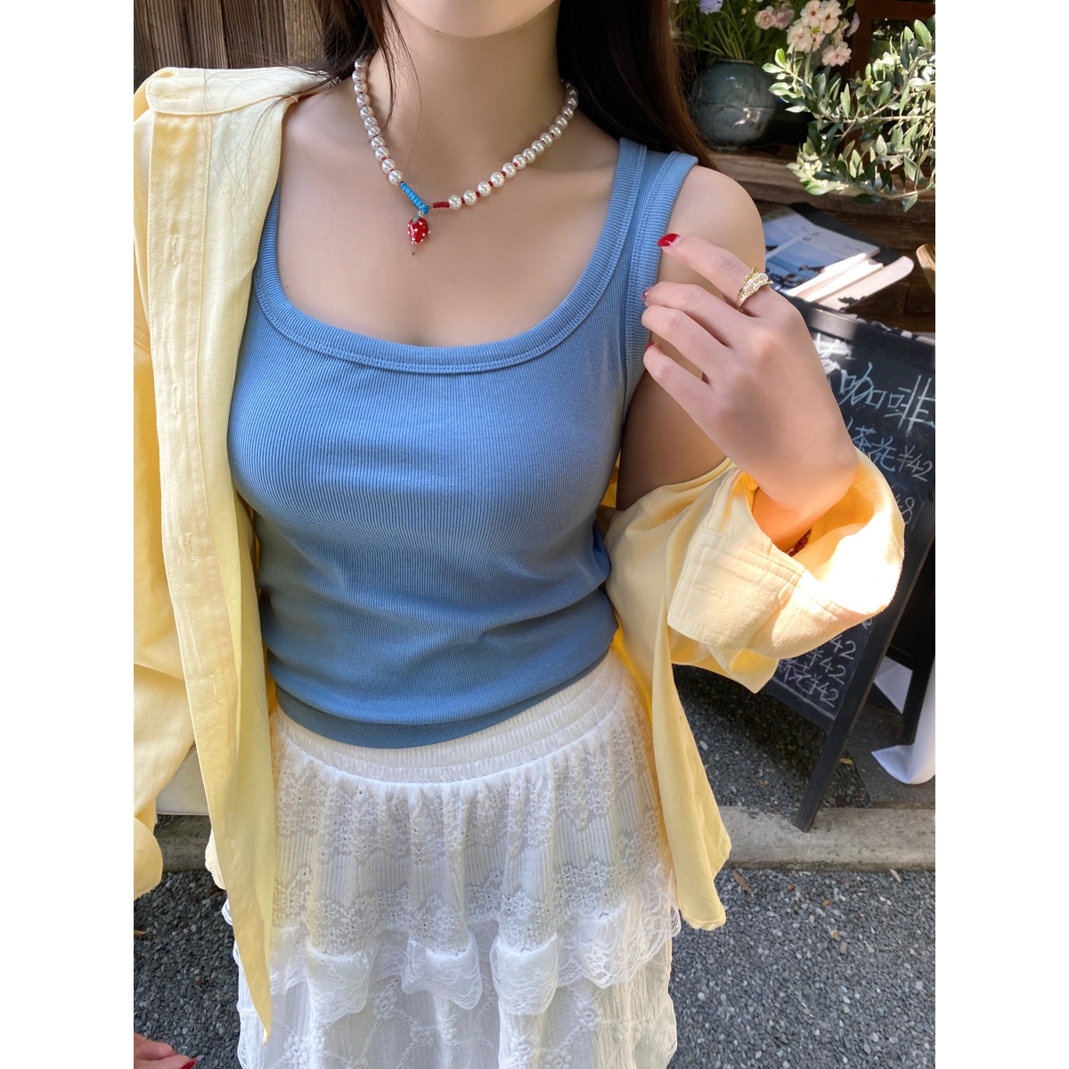 方领吊带背心女内搭2025夏季新款遮副乳修身打底无袖外穿上衣夏