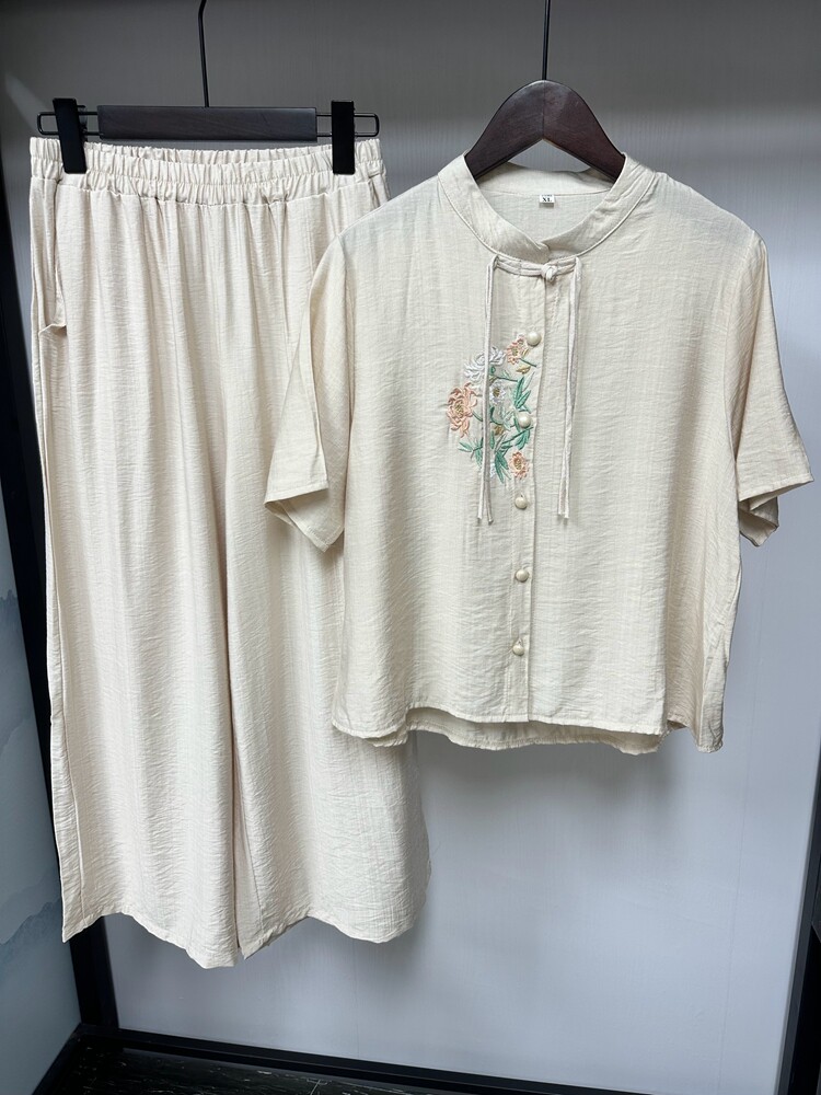 妈妈新品休闲T恤短袖中年女装