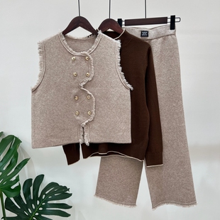 高贵气质秋冬妈妈装针织三件套衣服阔太太中老年马甲九分裤套装女